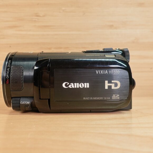 Canon VIXIA HF S10 / Full HD 1080p Camcorder / 32GB Flash / Tested / Japan - Picture 6 of 10